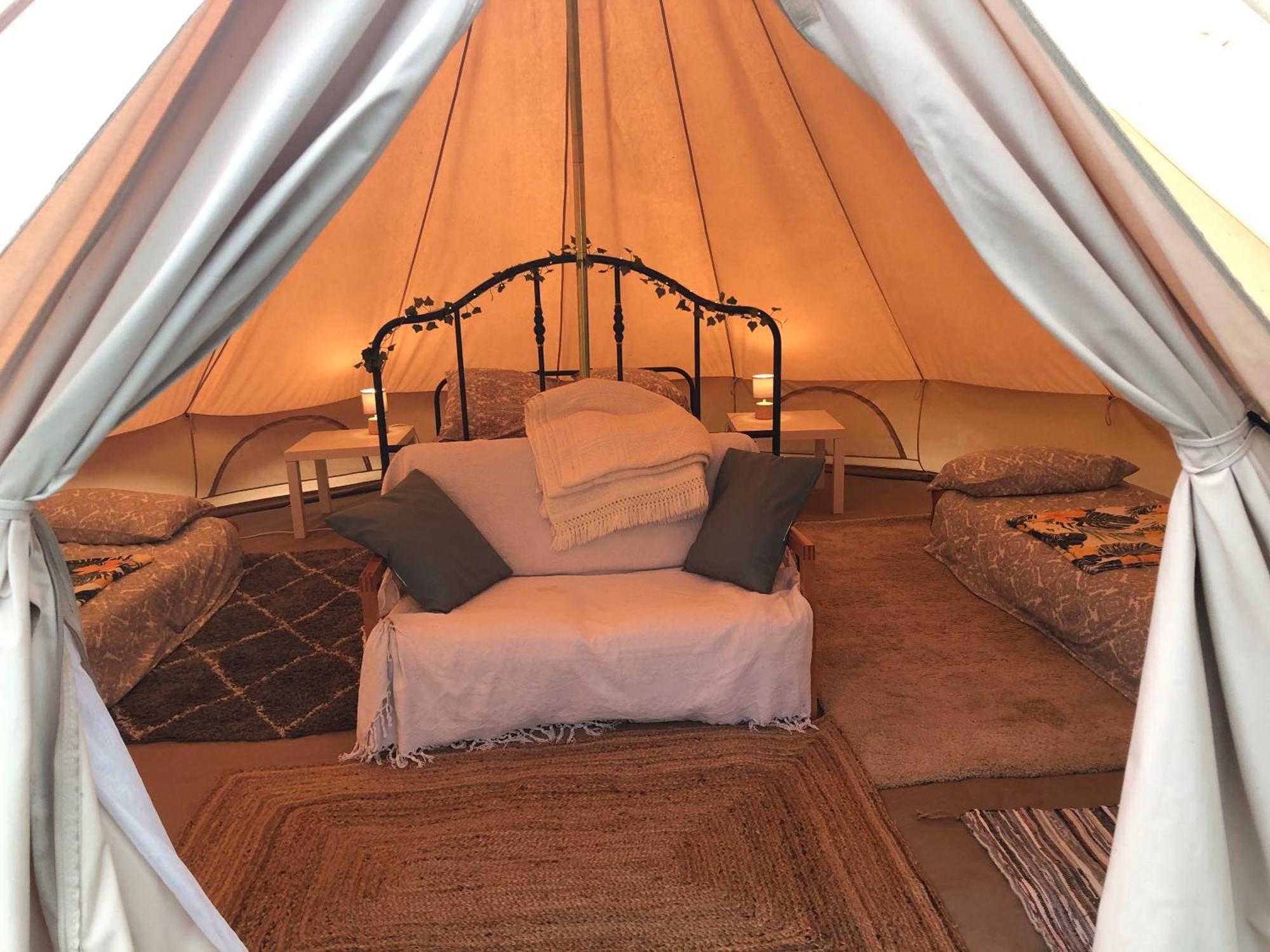 Beaurepaire Bell Tent Hotel Commana Exterior photo